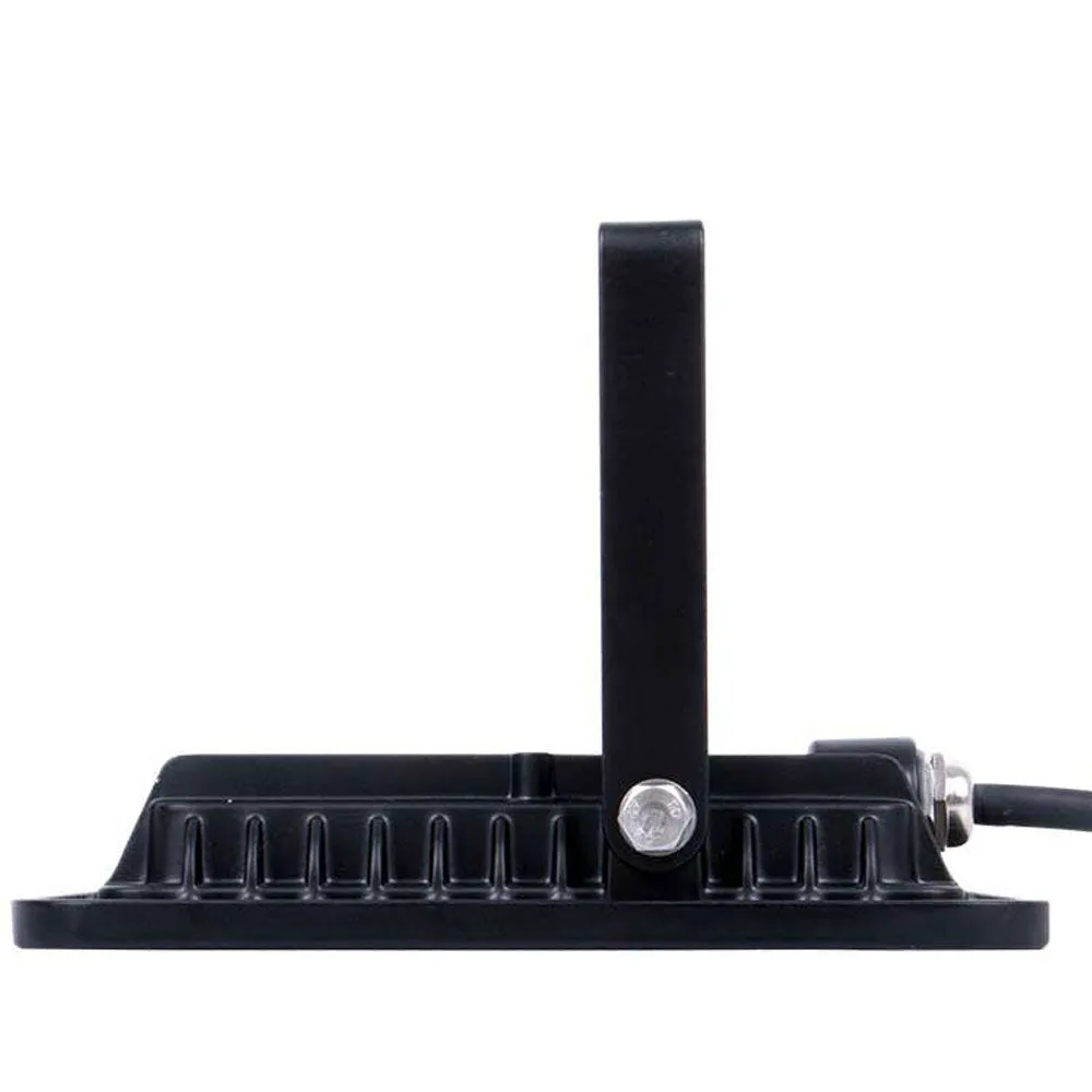 30W Slim LED Floodlight 6000K, 2 Years Warranty, Slim and Sleek Design