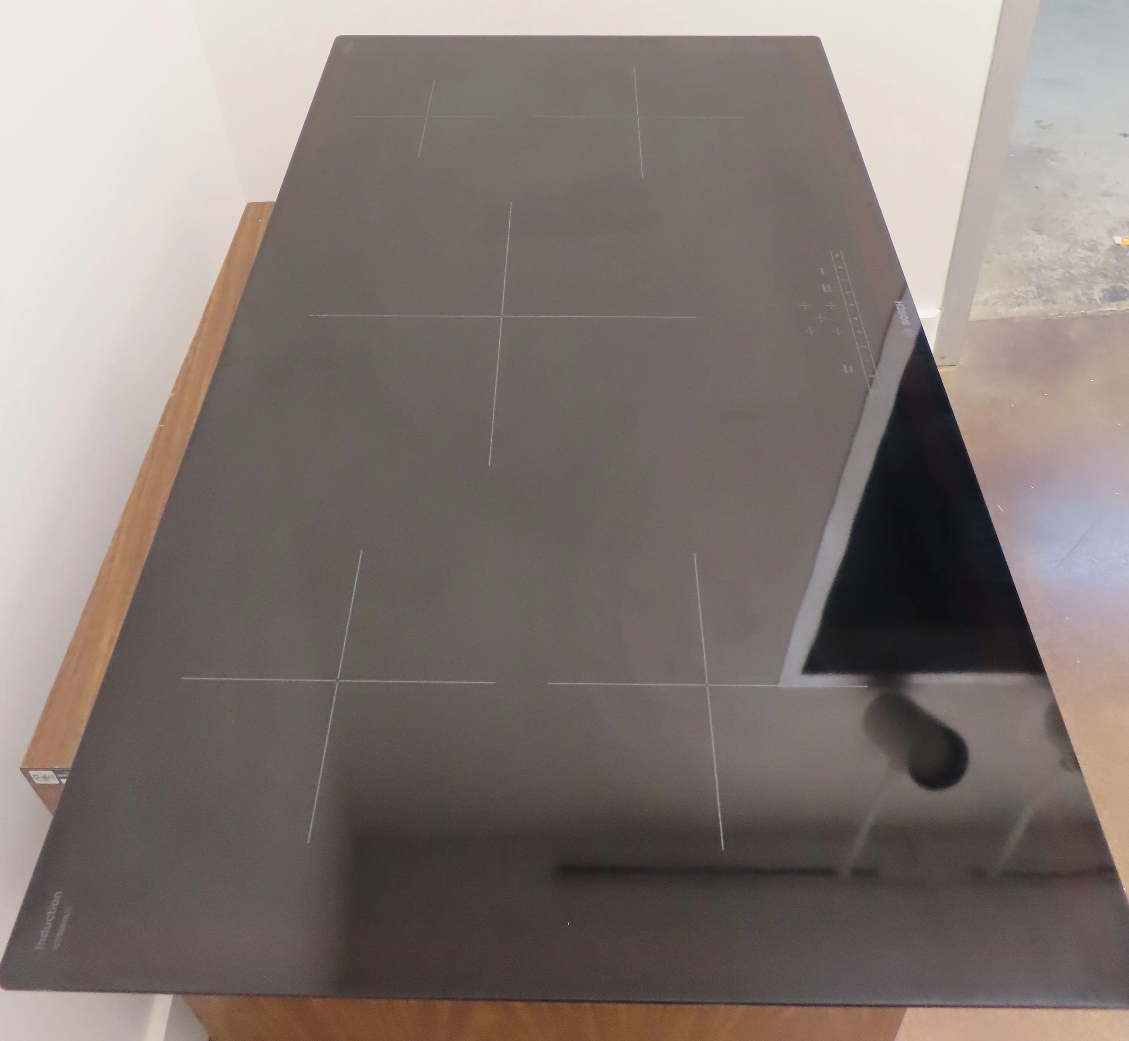Bosch 500 Series NIT5660UC Black 36" Induction Cooktop With Full Warranty