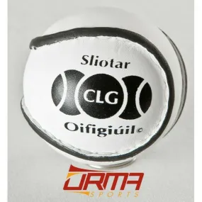 Urma Sports Floodlight Match Sliotar Green